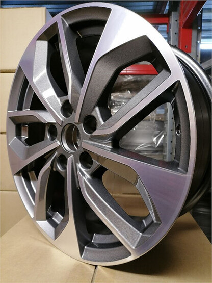 Диск Carwel Эльтон 17x7 5x114.30 ET45 DIA67.10 AGR