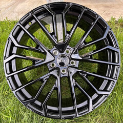 Диск Replica Stuttgart Ts-0434 22x9.50 5x112 ET25 DIA66.60 BLACK